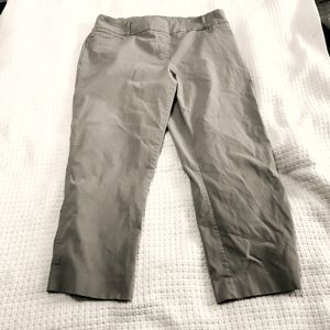 Grey Stretch Capri - Pull On - Reitmans